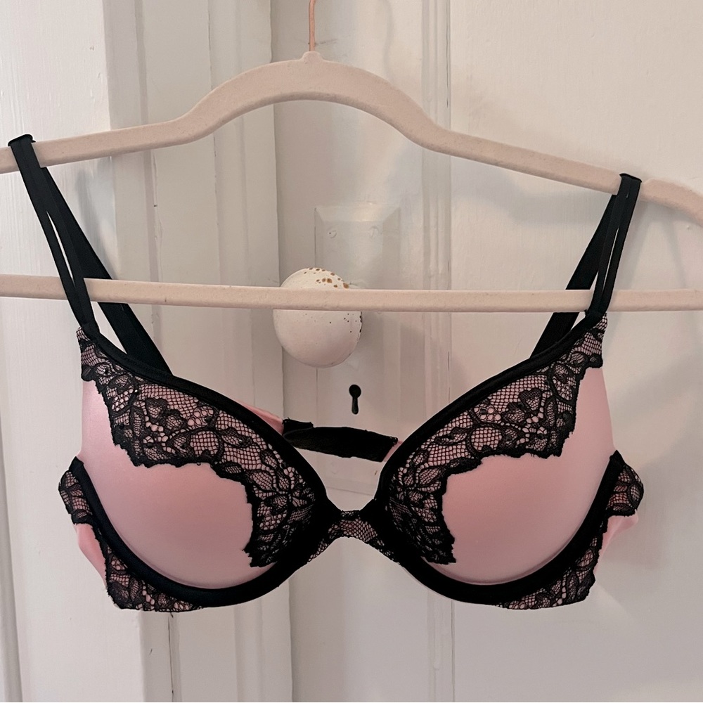 Victoria’s Secret Bra 34B